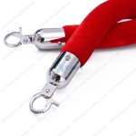 Dây nhung trùng màu đỏ móc khóa trắng cho trụ chắn