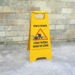 Biển báo CÔNG TRƯỜNG ĐANG THI CÔNG đặt sàn chữ A