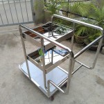 Xe đẩy dọn vệ sinh 03 tầng khung inox