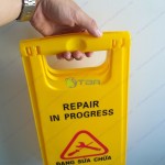 Biển báo đặt sàn chữ A khu vực đang sửa chữa